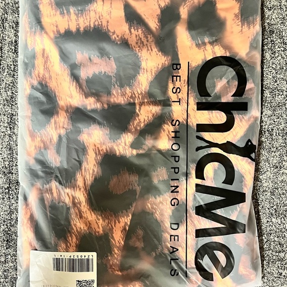 Women’s Off Shoulder Ruched Design Belted Leopard Bodycon Dress, Size Large. New - Picture 4 of 7